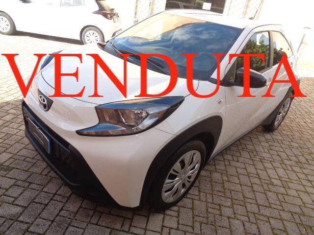 Toyota Aygo X 1.0 VVT-i 72 CV 5 porte Active km 13.000 NESSUN VINCOLO DI FINANZIAMENTO