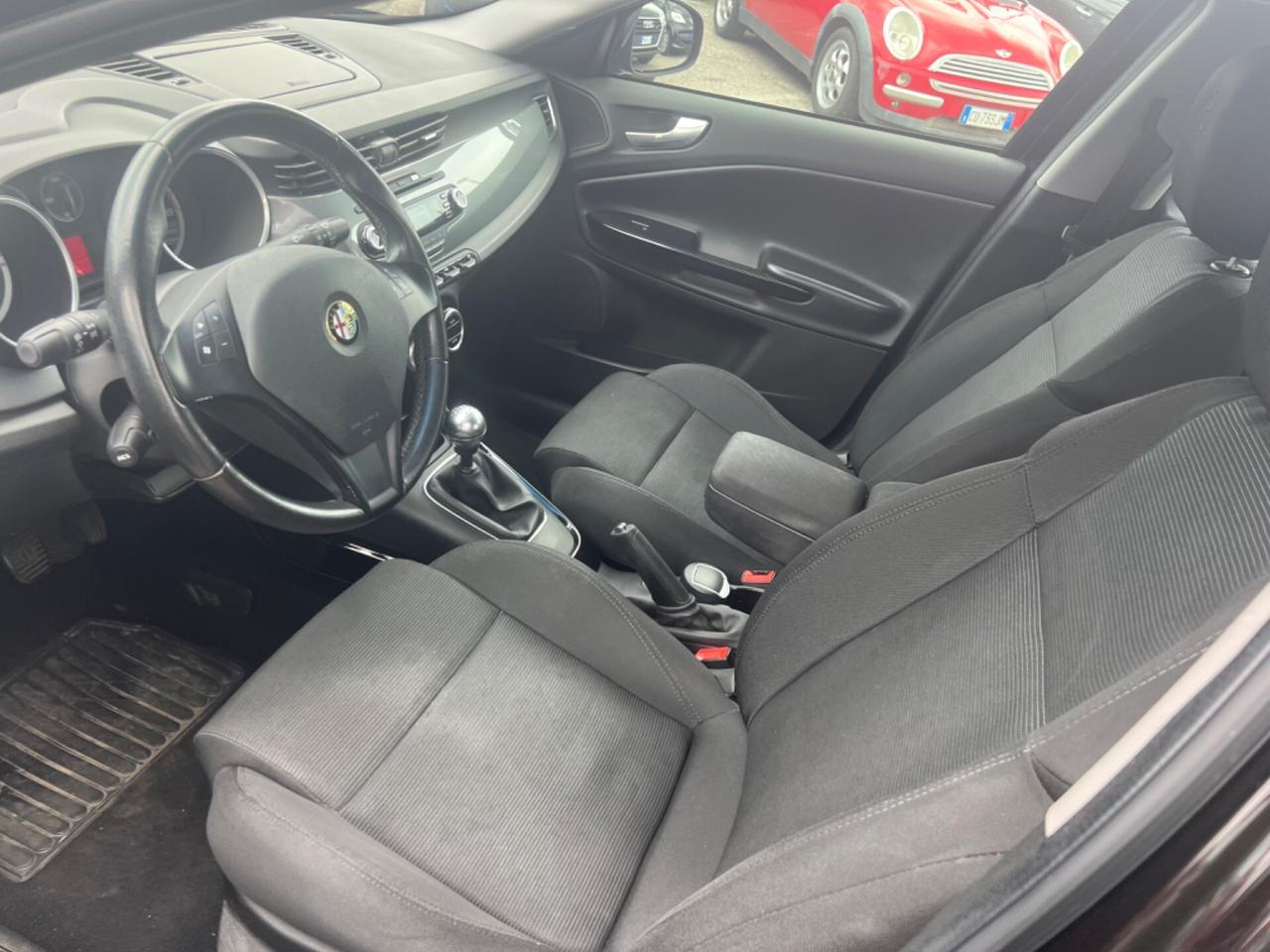 Alfa Romeo Giulietta 1.6 JTDm-2 105 CV Distinctive