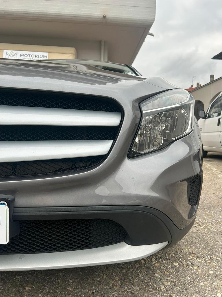 Mercedes-Benz GLA 180 CDI 109 CV DCT
