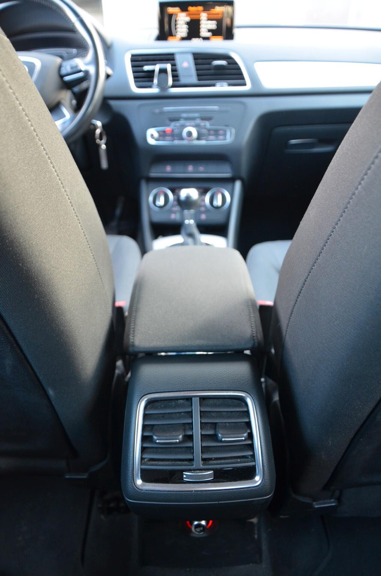 Audi Q3 2.0 TDI 150 CV S tronic