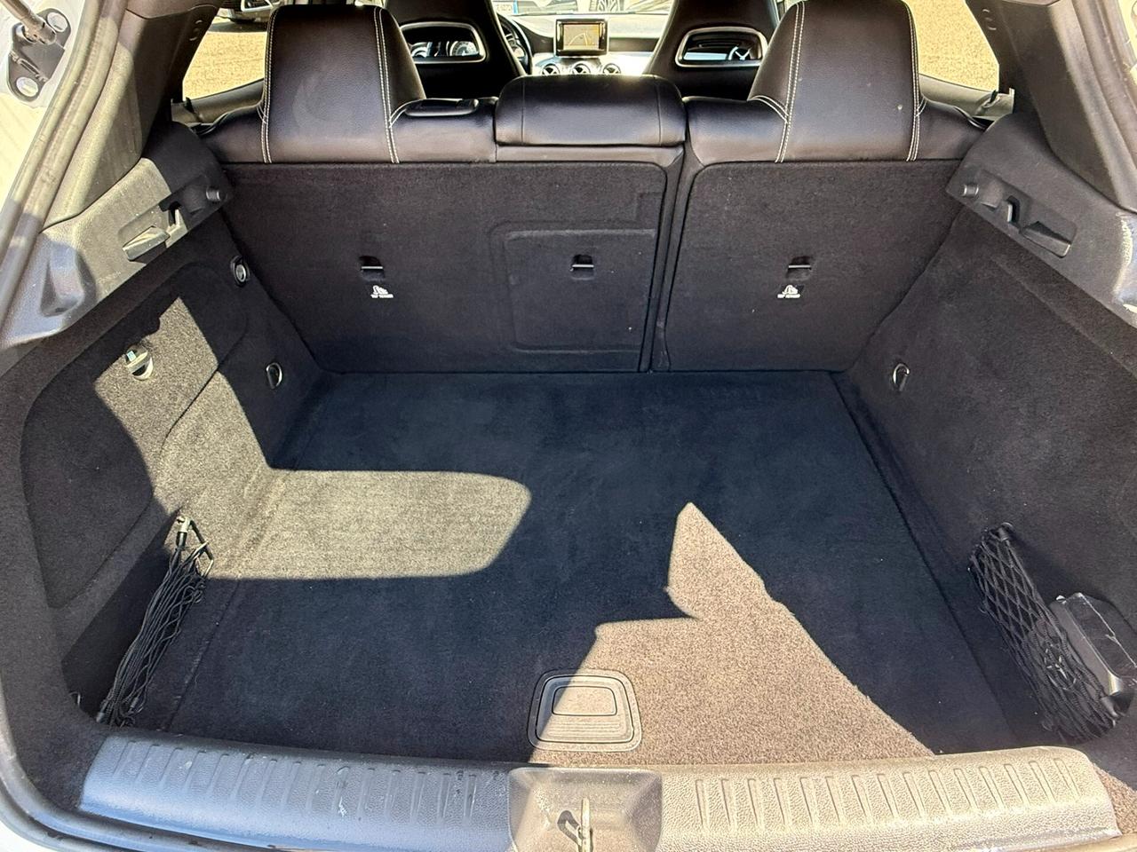 Mercedes-benz GLA 200 CDI Automatic Premium