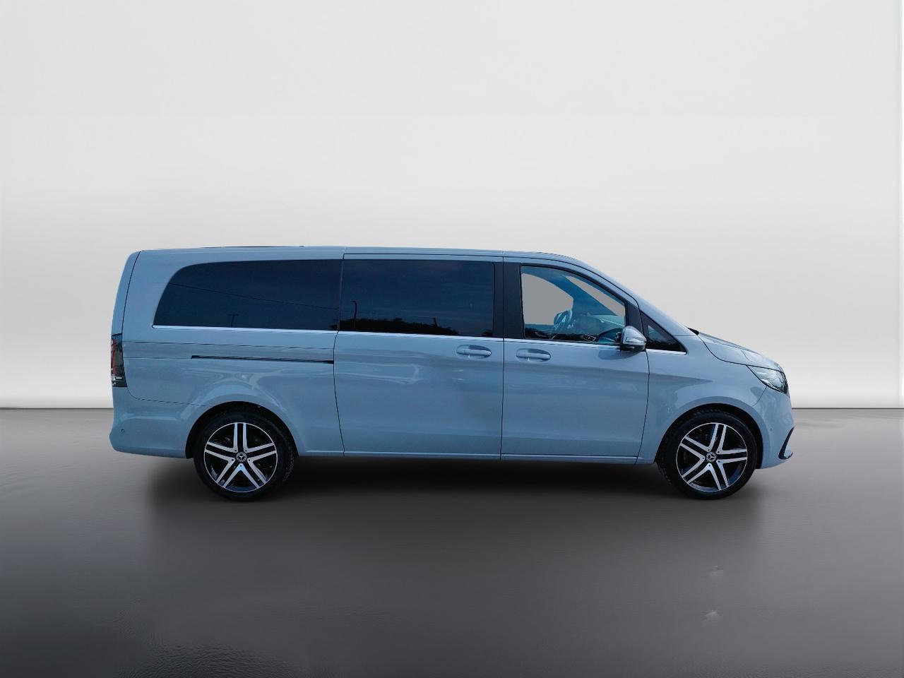 Mercedes-Benz Classe V 2024 Extralong - V Extralong 250 d Avantgarde auto