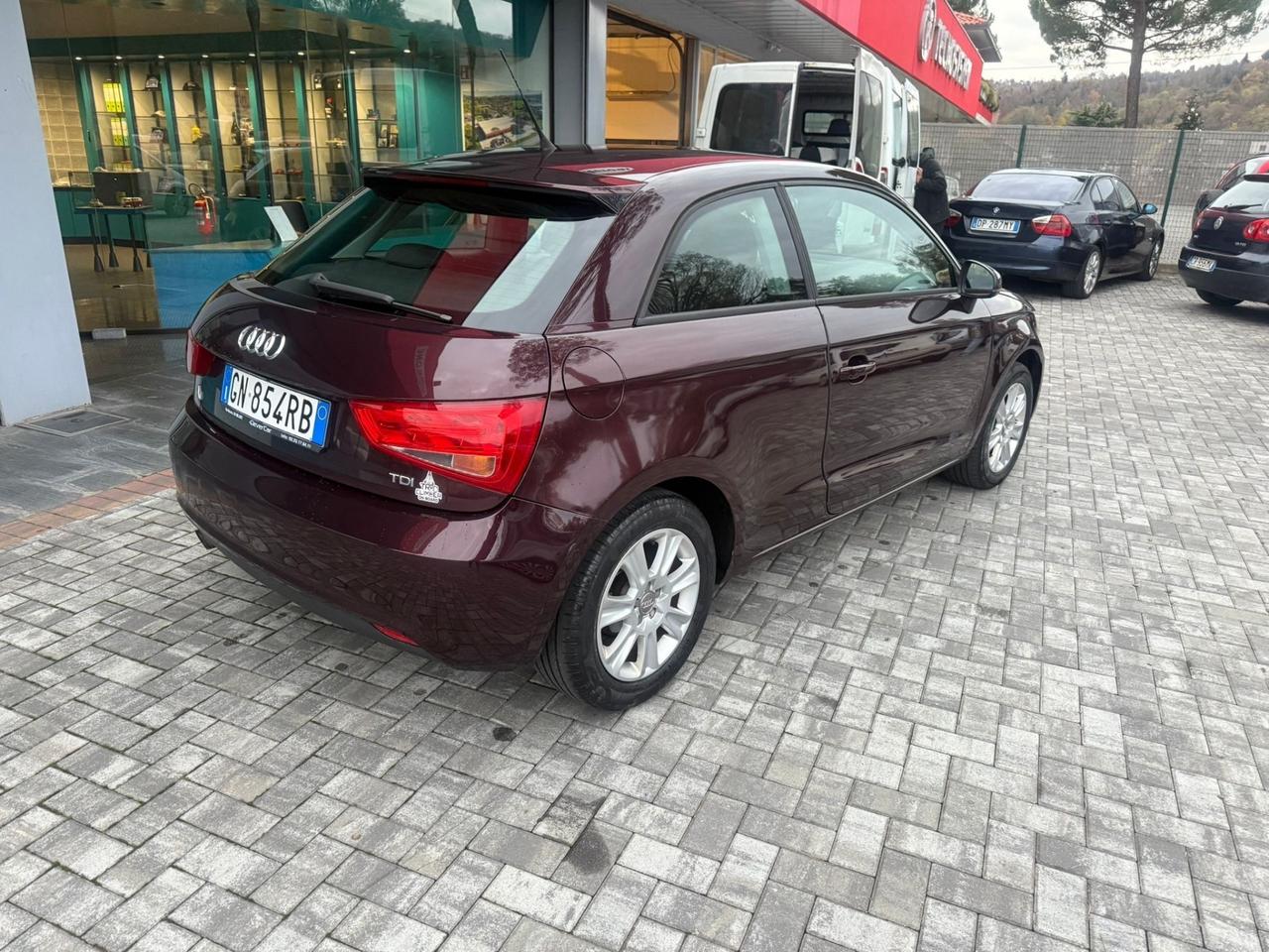 Audi A1 1.6 TDI 2012 - NEOPATENTATI