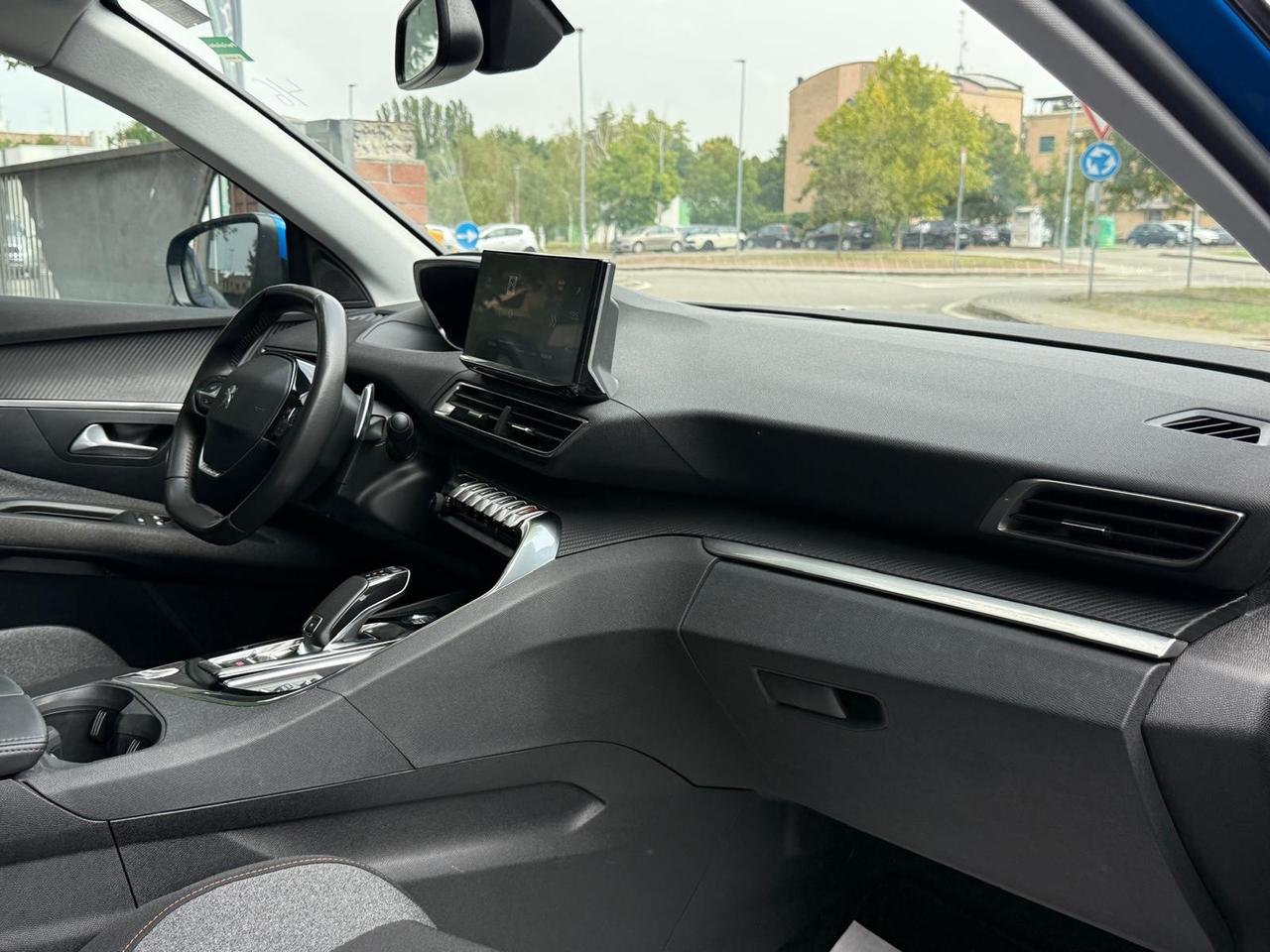 Peugeot 3008 BlueHDi 130 S&S EAT8 Active Pack