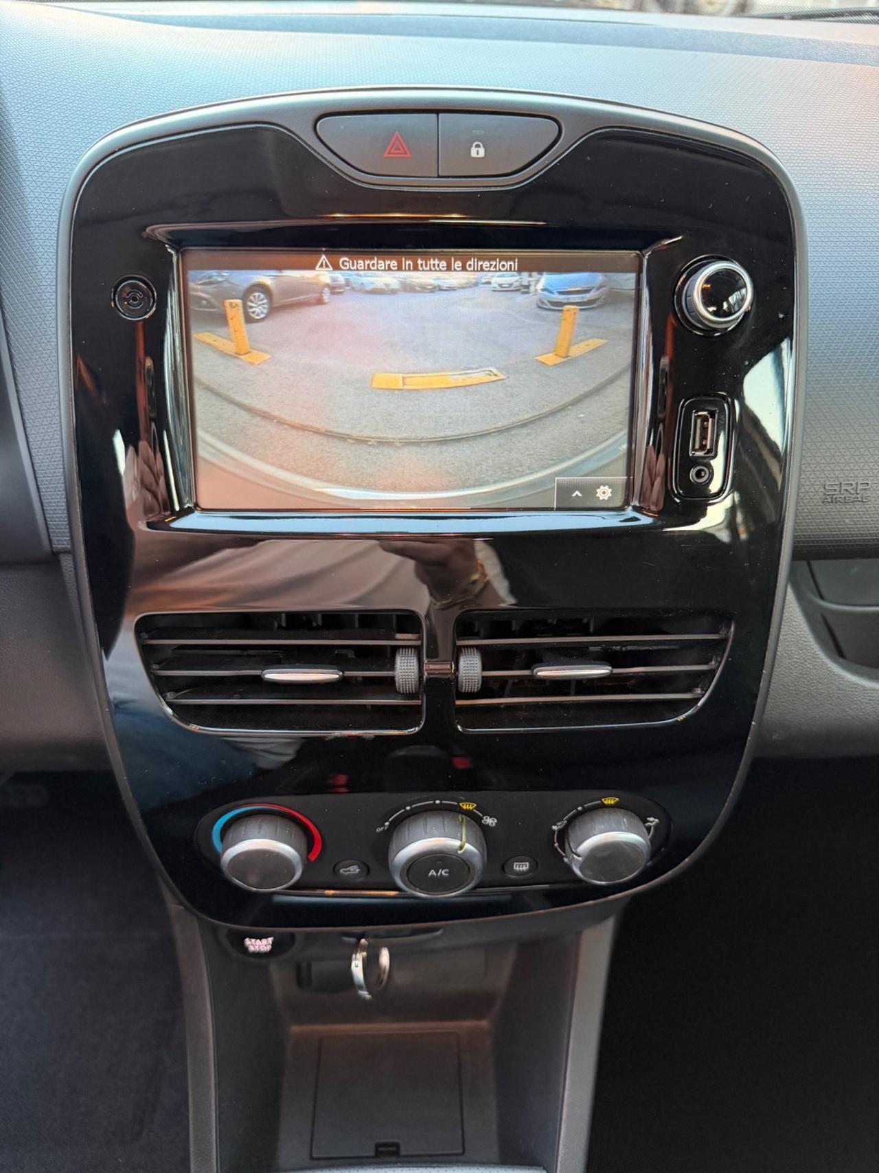 Renault Clio 1.5 dci 75 cv 2016 Navig Retrocamera