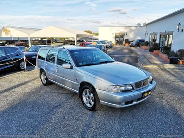 VOLVO V70 2.0I TURBO 20V CAT. T-5 AWD Optima RATE AUTO MOTO SCOOTER