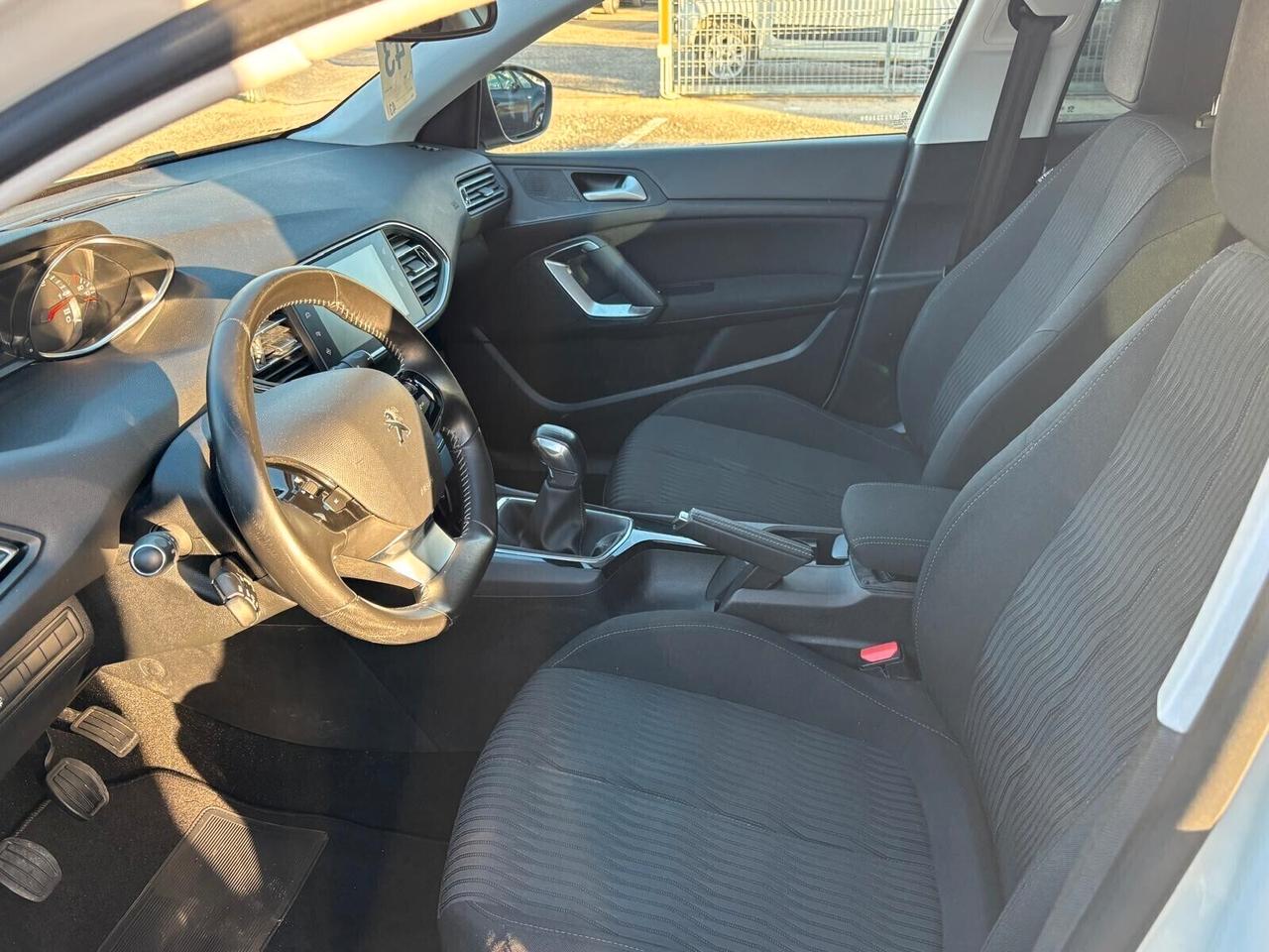 Peugeot 308 Station Wagon 1.6 HDi - 2016