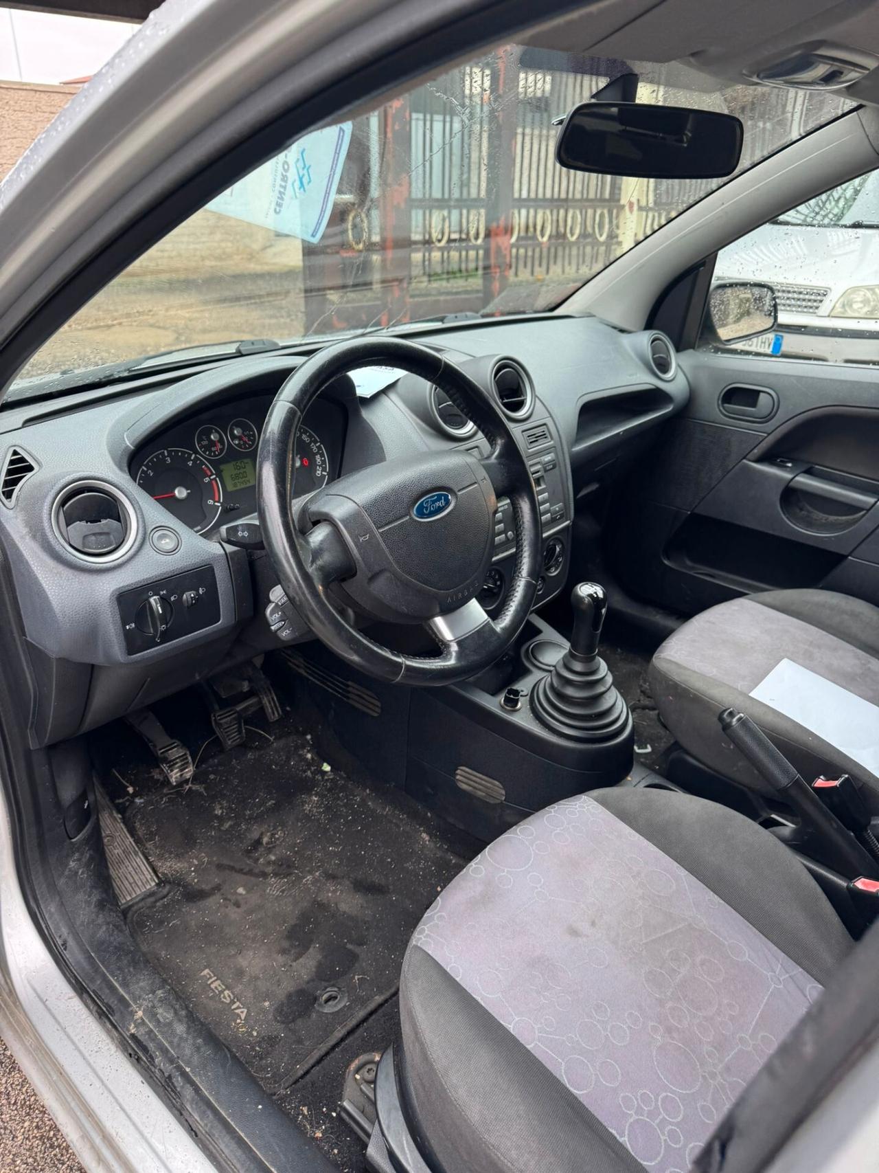 Ford Fiesta 1.4 TDCi 5p. Ghia