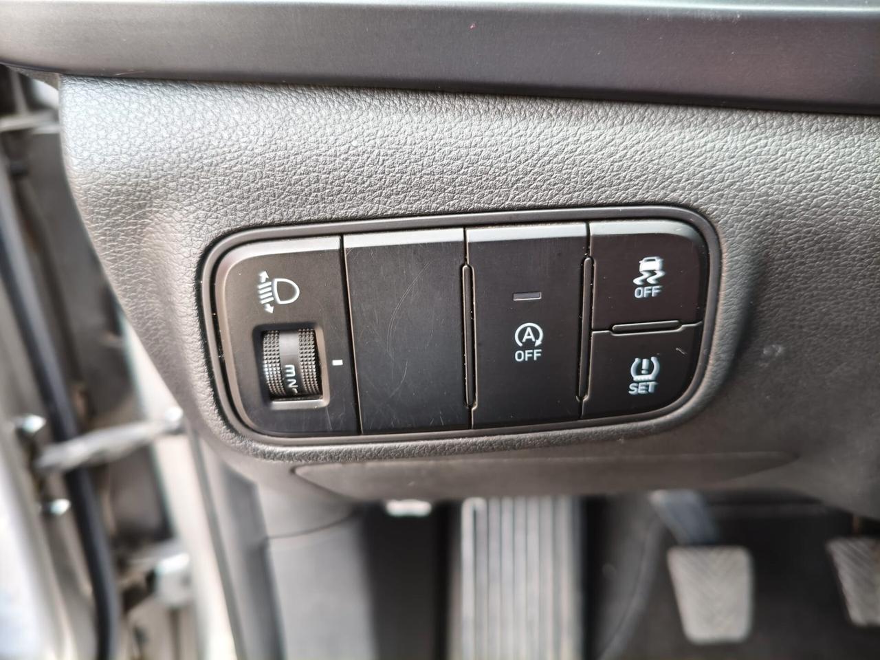 Hyundai i20 1.0 T-GDI 48V iMT Connectline