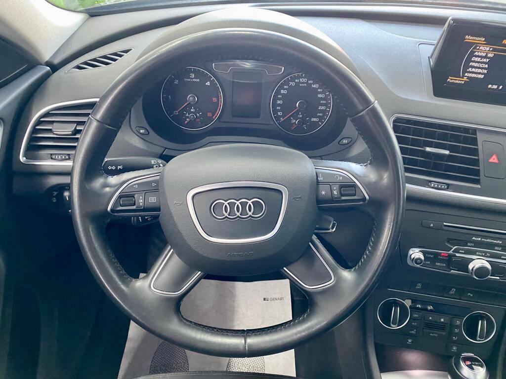 Audi Q3 2.0 tdi Business 150cv s-tronic