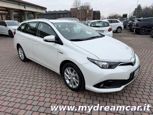 TOYOTA Auris Touring Sports 1.8 Hybrid
