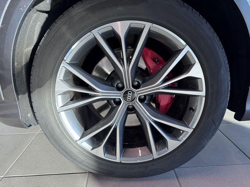 Audi Q8 50 TDI 286cv quattro tiptronic Sport