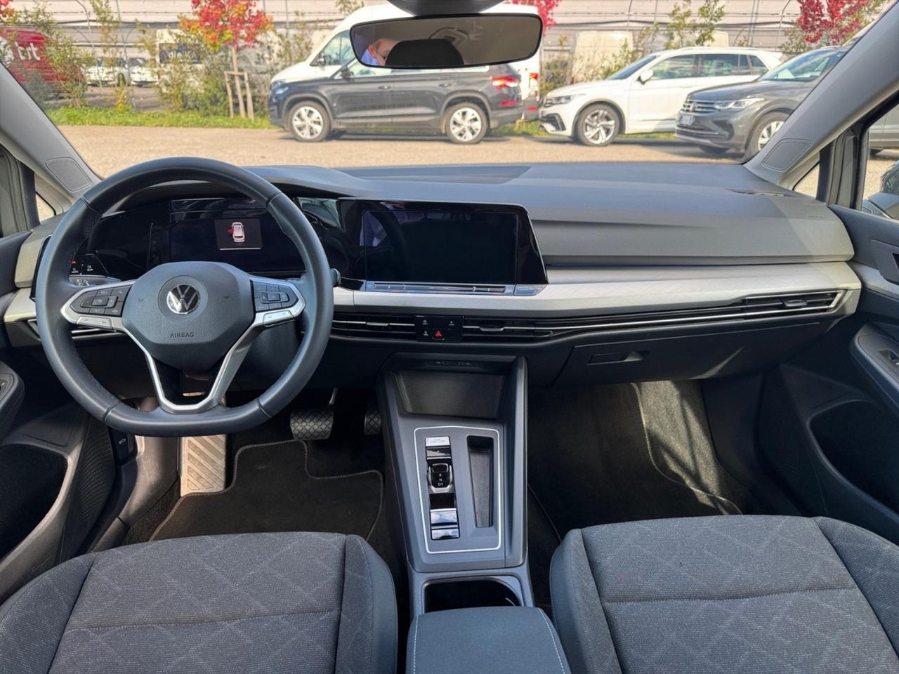Volkswagen Golf variant 2.0 tdi life 115cv dsg