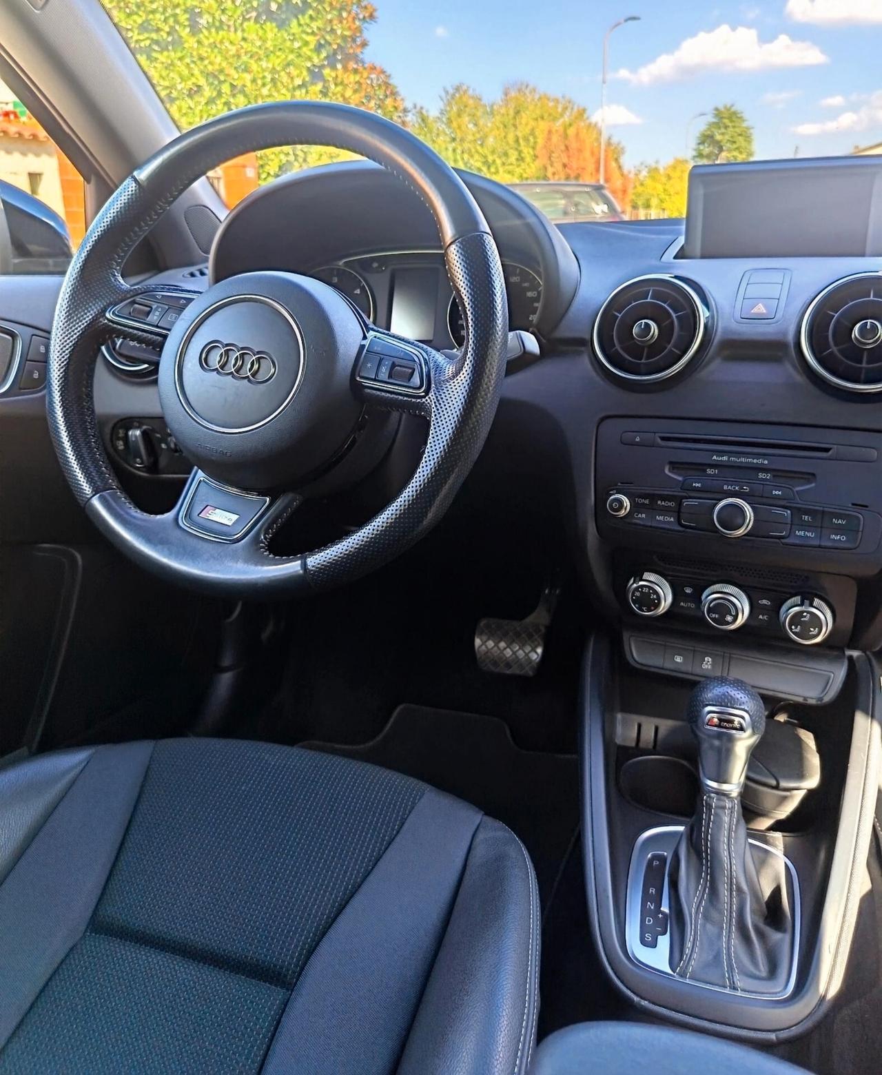 Audi A1 SPB 1.6 TDI S tronic Attraction