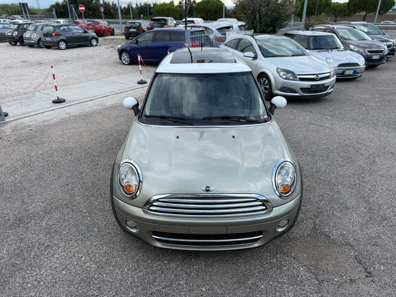 MINI 1.6 16V COOPER D
