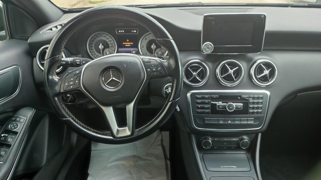 MERCEDES A180