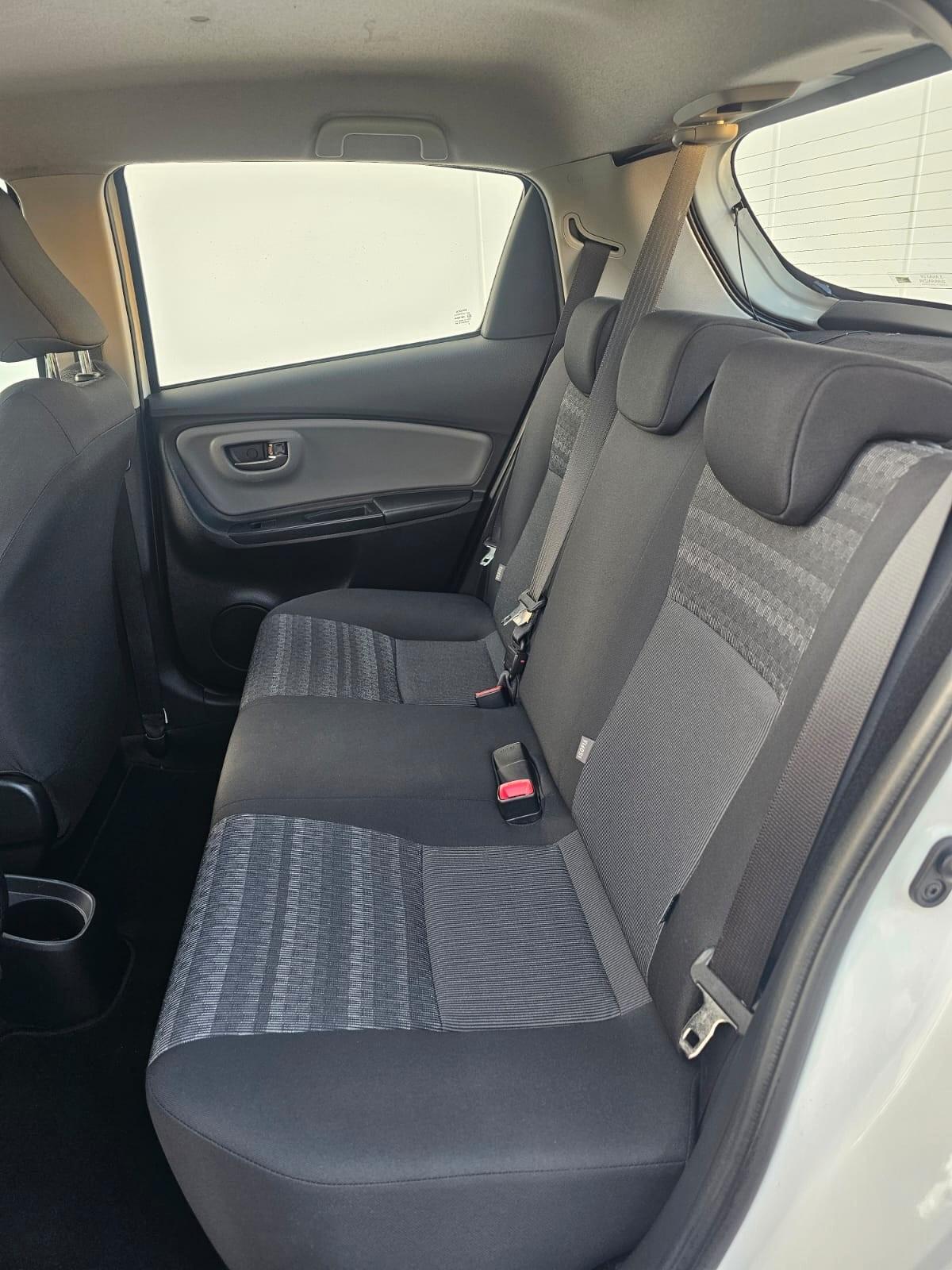 Toyota Yaris 1.0 benzina