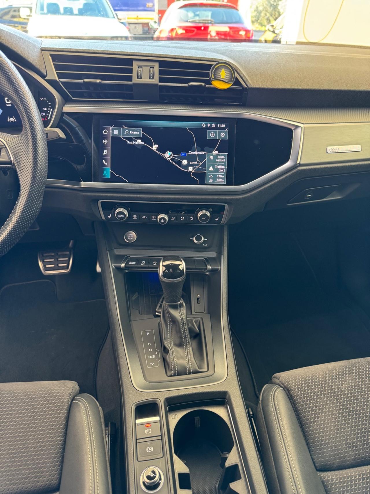 Audi Q3 35 TDI S tronic line edition