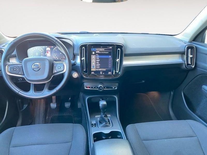 Volvo XC40 D3 Momentum Core