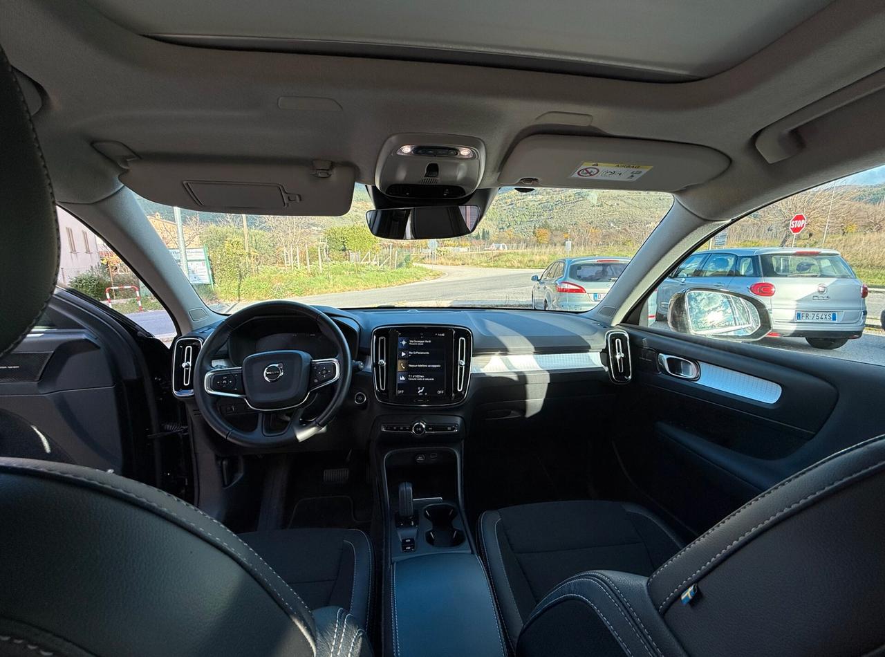 Volvo XC40 D4 AWD Geartronic Momentum