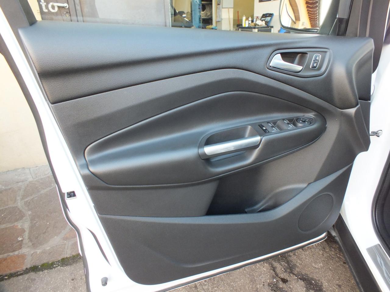 FORD KUGA 2.0 TDCI 150 CV 4X4 AUTOM.TITANIUM