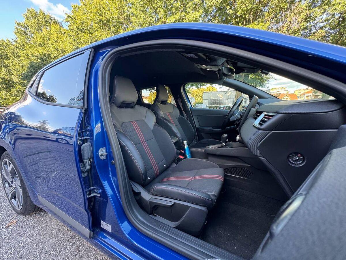 Renault Clio 1.6 E-Tech hybrid R.S. Line 140cv auto