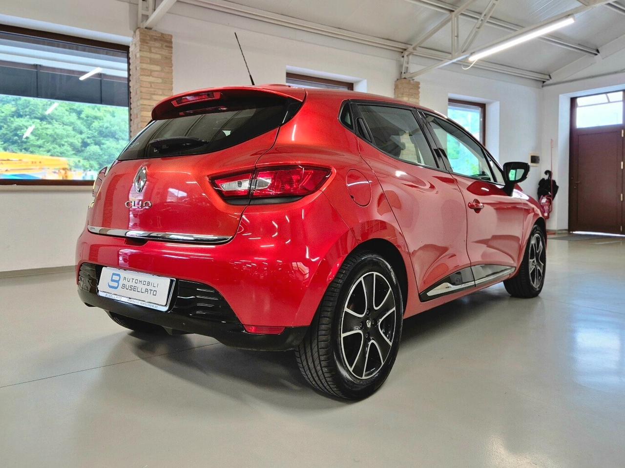 Renault Clio 1.2 75CV 5 porte Live ** NEOPATENTATI**