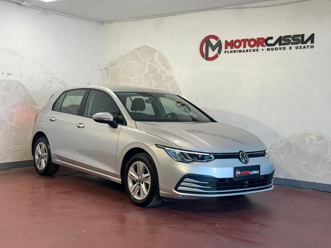 Volkswagen Golf 1.0 eTSI EVO DSG Life AUTOMATICA