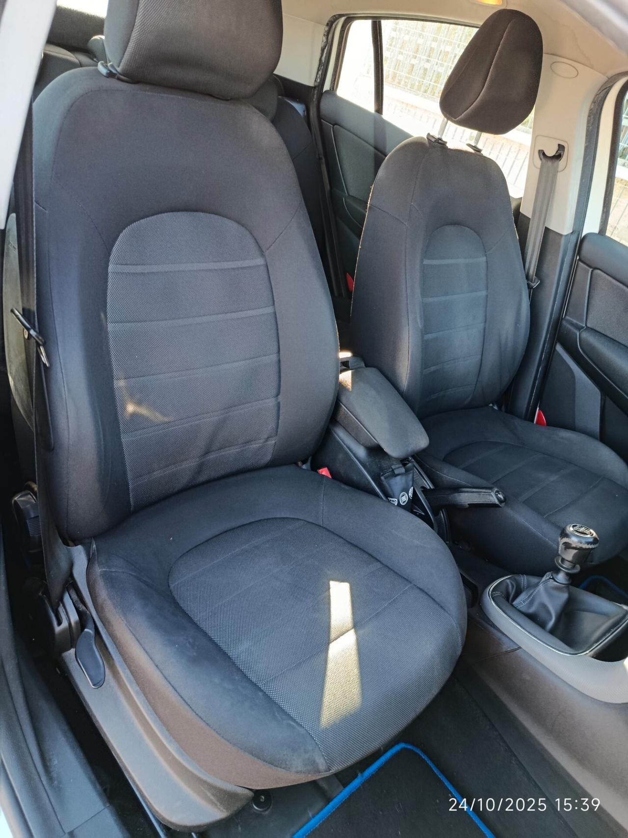 Fiat Bravo 1.4 EasyPower Easy £ 3790 VISTA E PIACIUTA £ 4999 CON GARANZIA