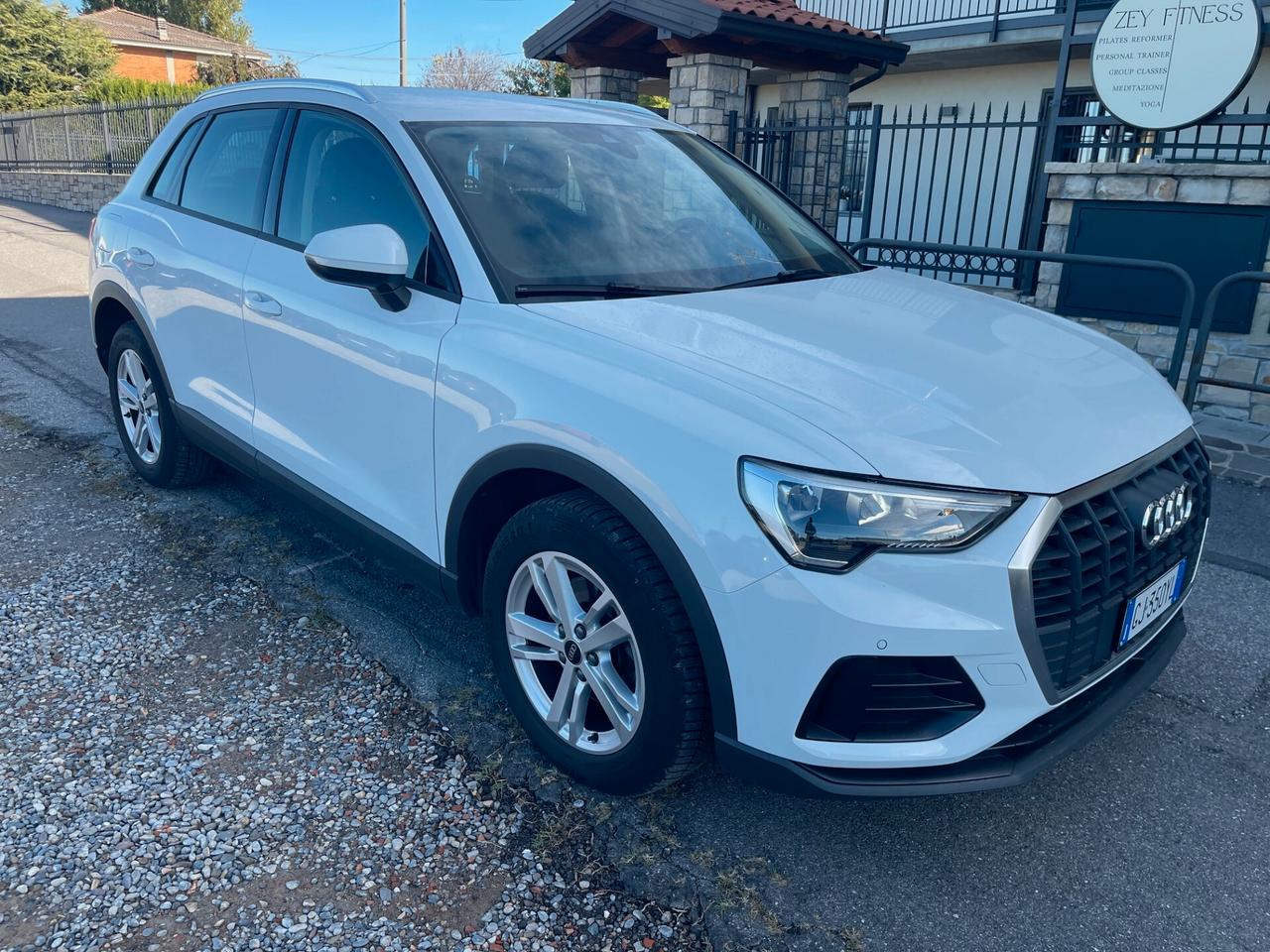 Audi Q3 35 TDI S tronic Business Advanced
