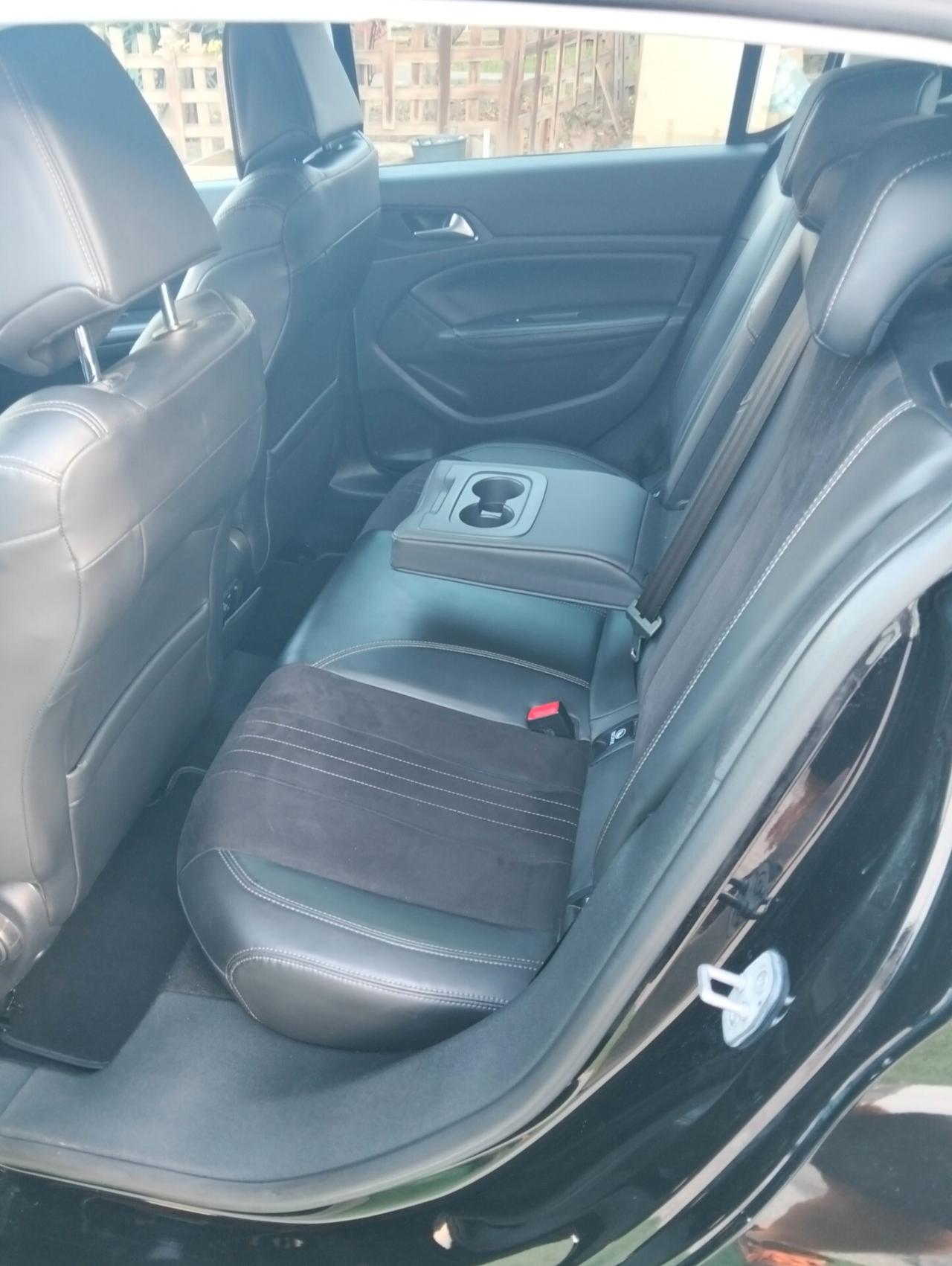 Peugeot 308 BlueHDi 150 S&S Allure
