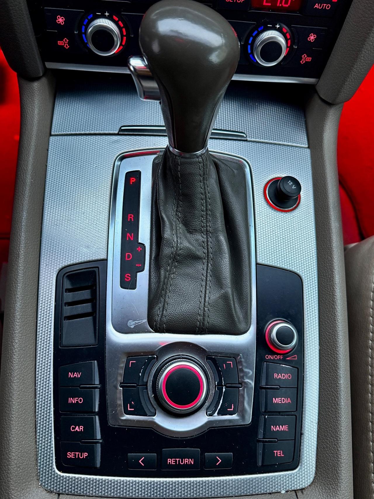 Audi Q7 3.0 V6 TDI 240 CV quattro tiptronic Advanced Plus