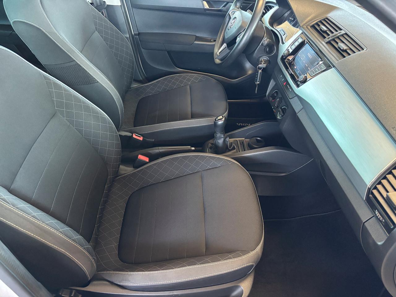 Skoda Fabia 1.0 MPI 75 CV Twin Color Nero