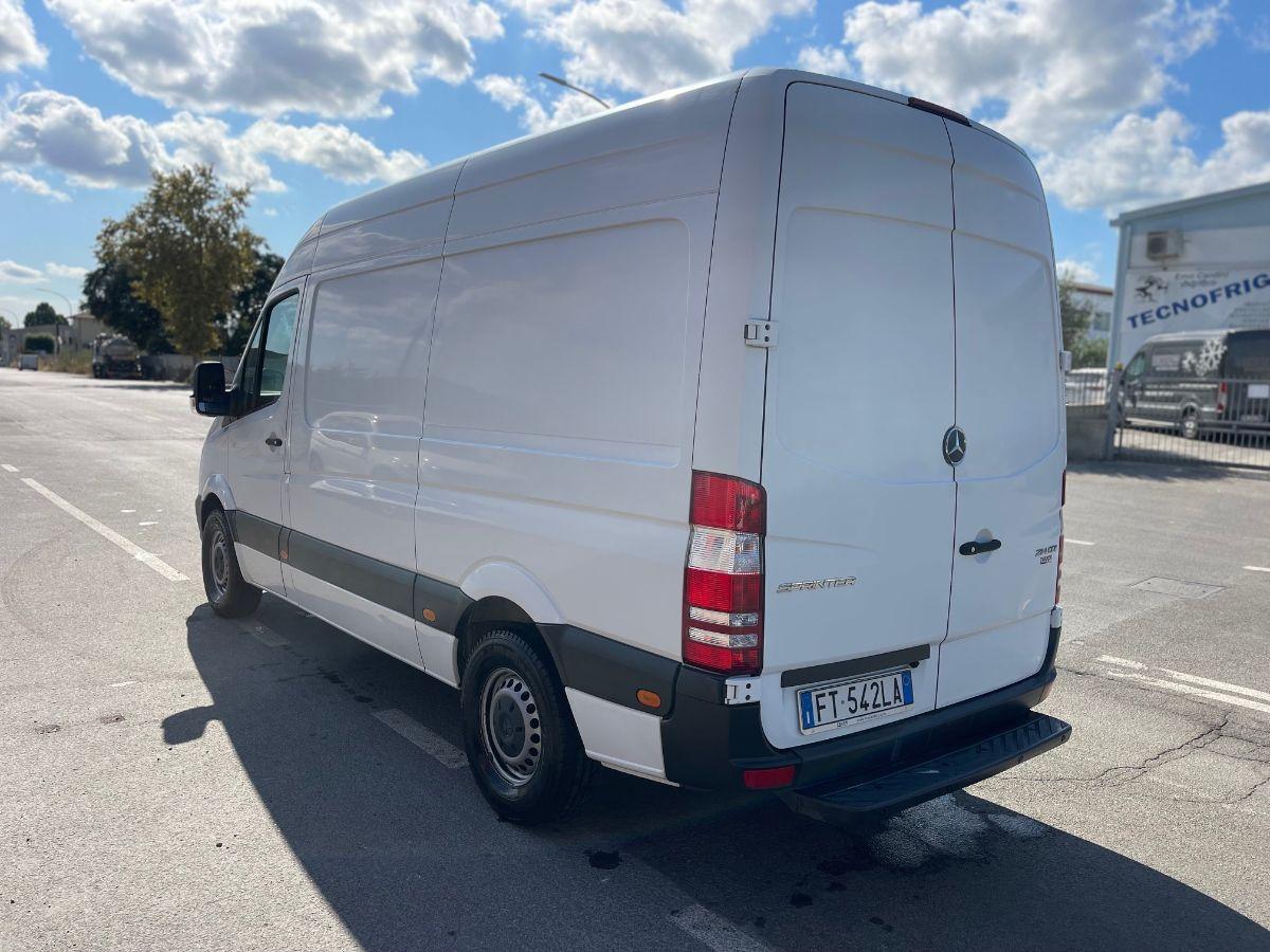 MERCEDES-BENZ SPRINTER 214CDI