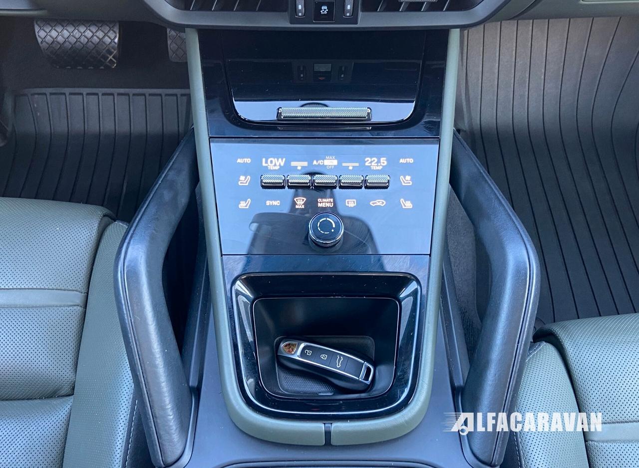 Porsche Cayenne Coupe 3.0 V6 tiptronic