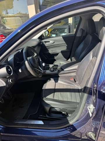 Alfa Romeo Giulia Giulia 2016 2.2 t 150cv