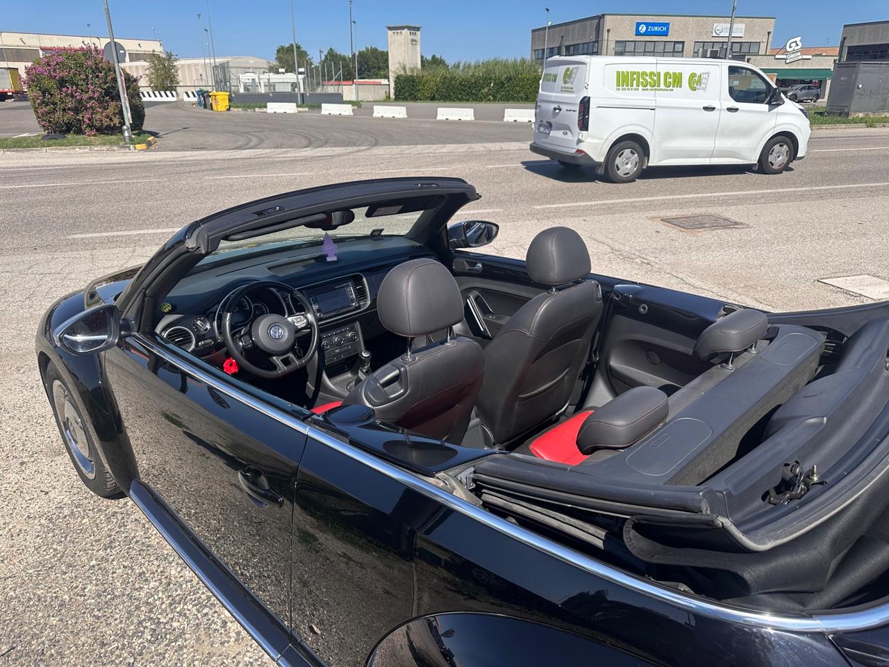 Volkswagen Maggiolino Cabrio 1.6 TDI Design 50esimo anniversario
