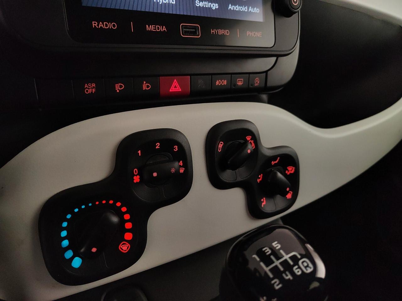 Fiat Panda 1.0 FireFly S&S Hybrid Pandina