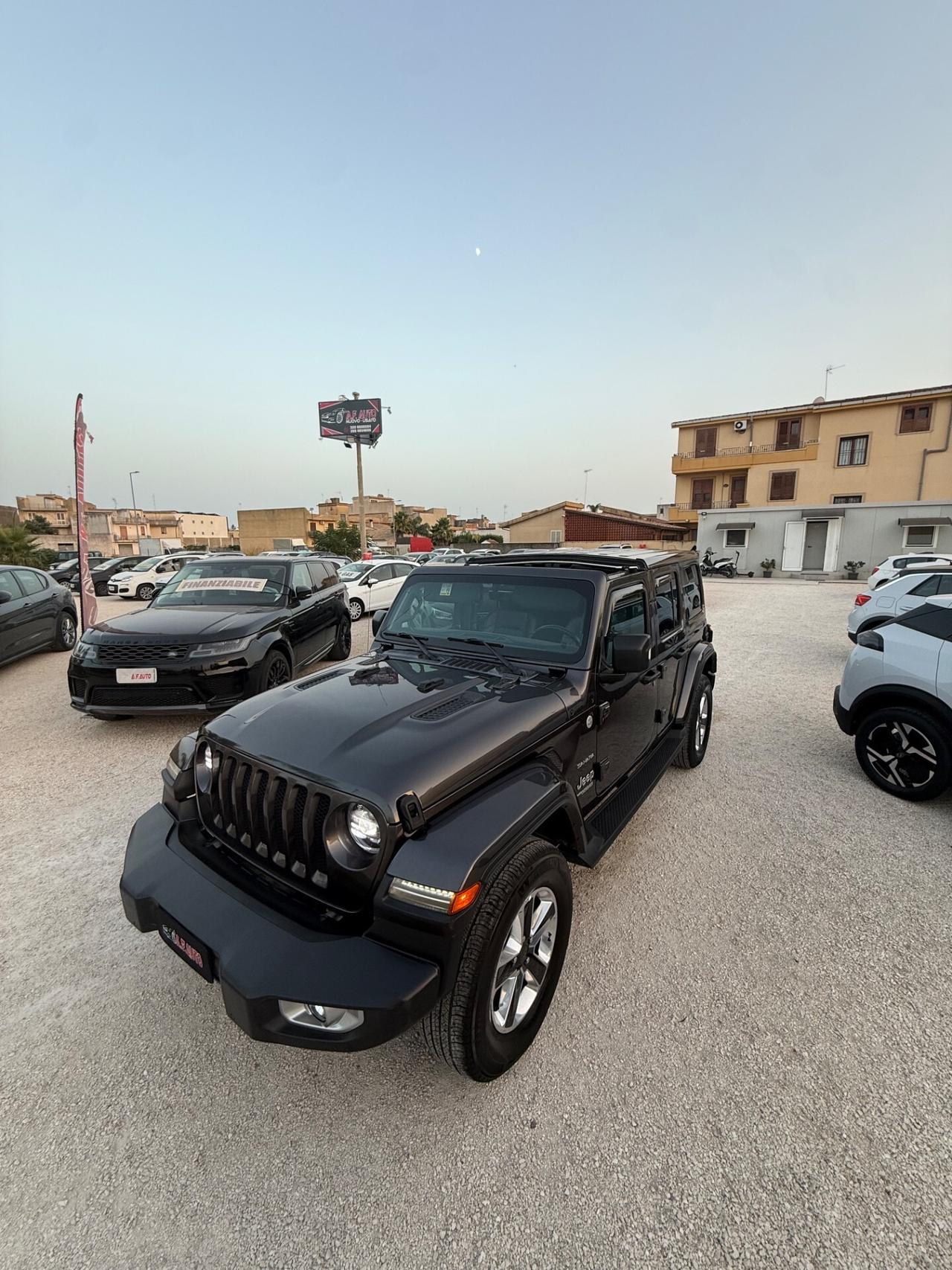Jeep Wrangler Unlimited 2.2 Mjt II Sahara