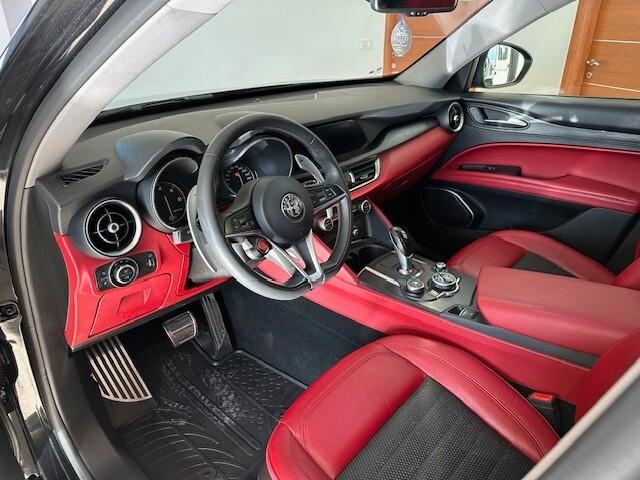 Alfa Romeo Stelvio 2.2 Turbodiesel 210 CV AT8 Q4 Super