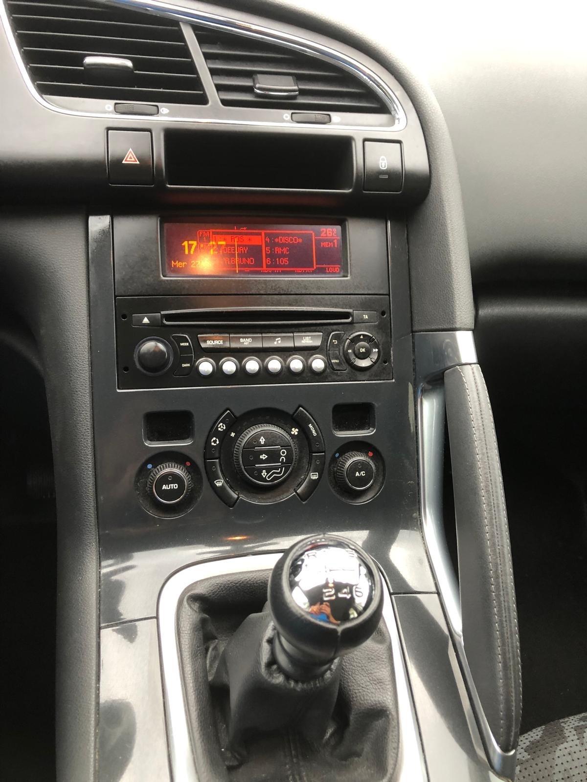PEUGEOT 3008 1.6 DIESEL-GARANZIA 12 MESI