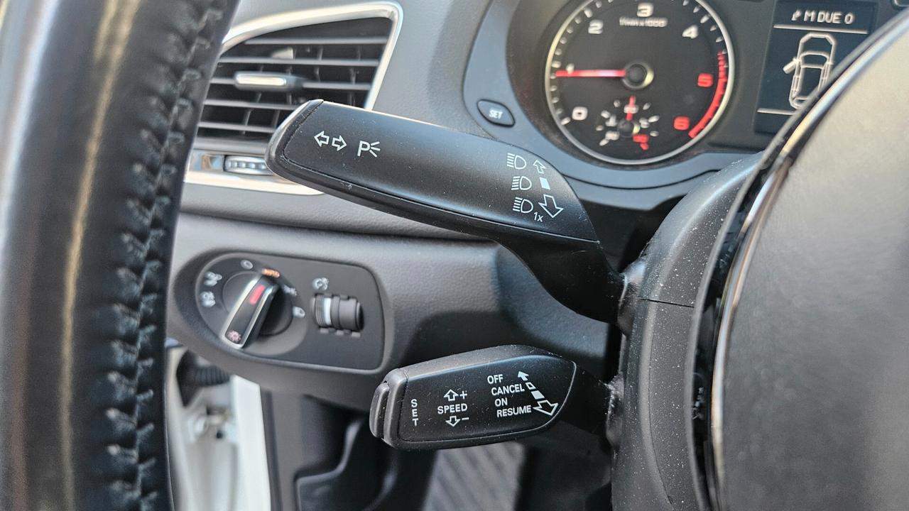 Audi Q3 2.0 tdi Sport quattro 150cv TETTO-NAVY-LED
