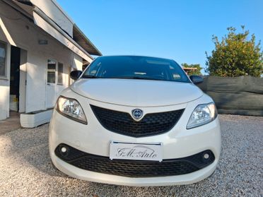 Lancia Ypsilon 1.2 69 CV 5 porte Platinum