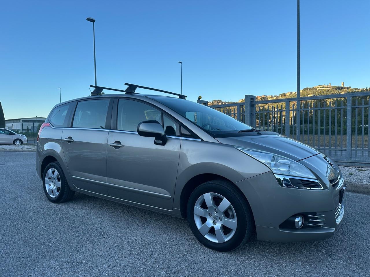 Peugeot 5008 1.6 HDi 112CV Business