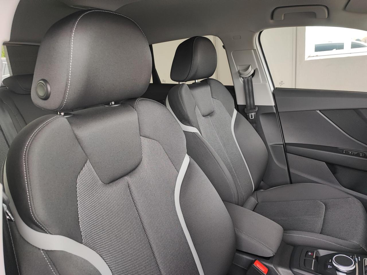 Audi Q2 35 TDI S tronic line Edition