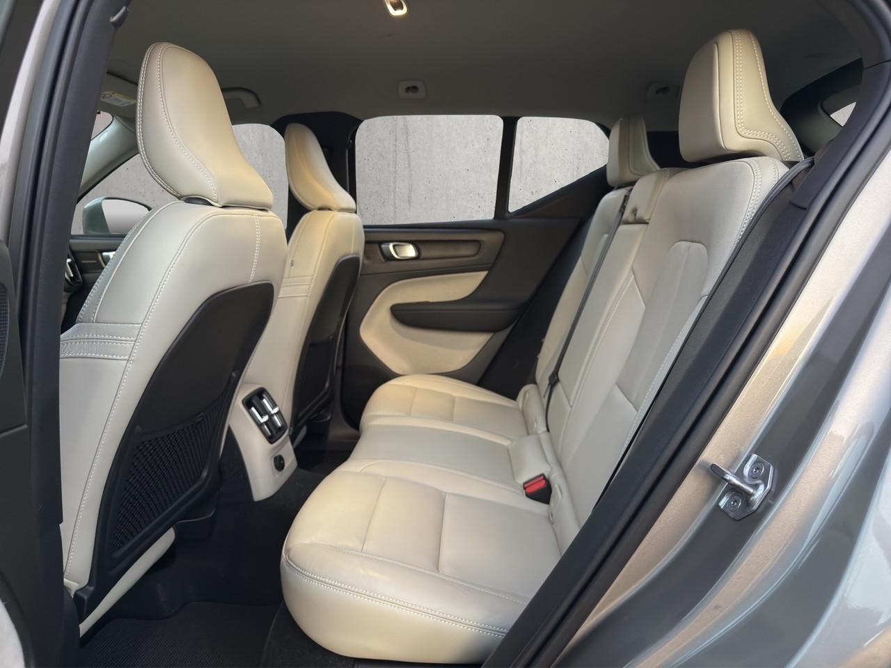 Volvo XC40 T5 Recharge Plug-in Hybrid Inscription