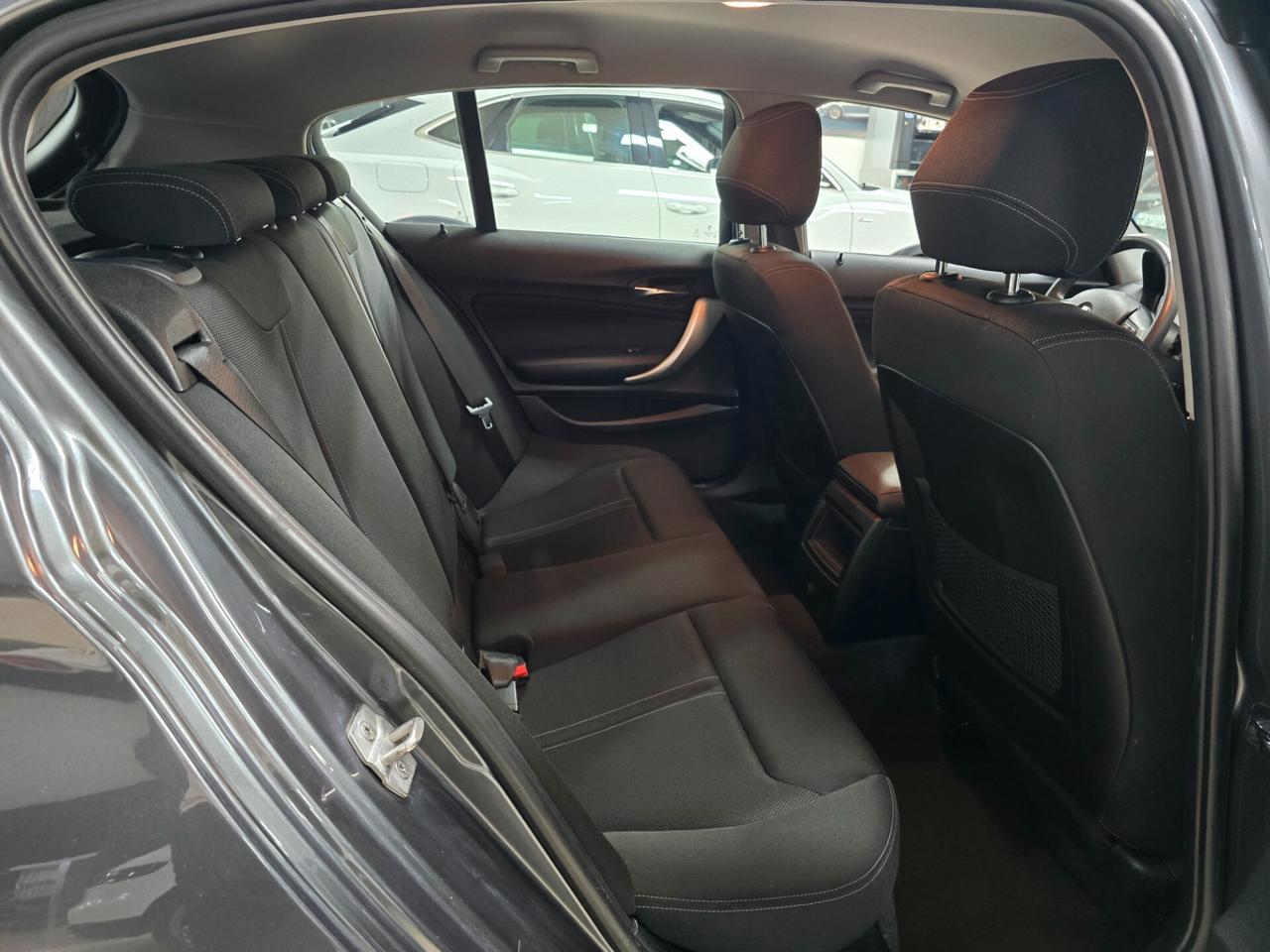 Bmw 118 118d 5p. Advantage