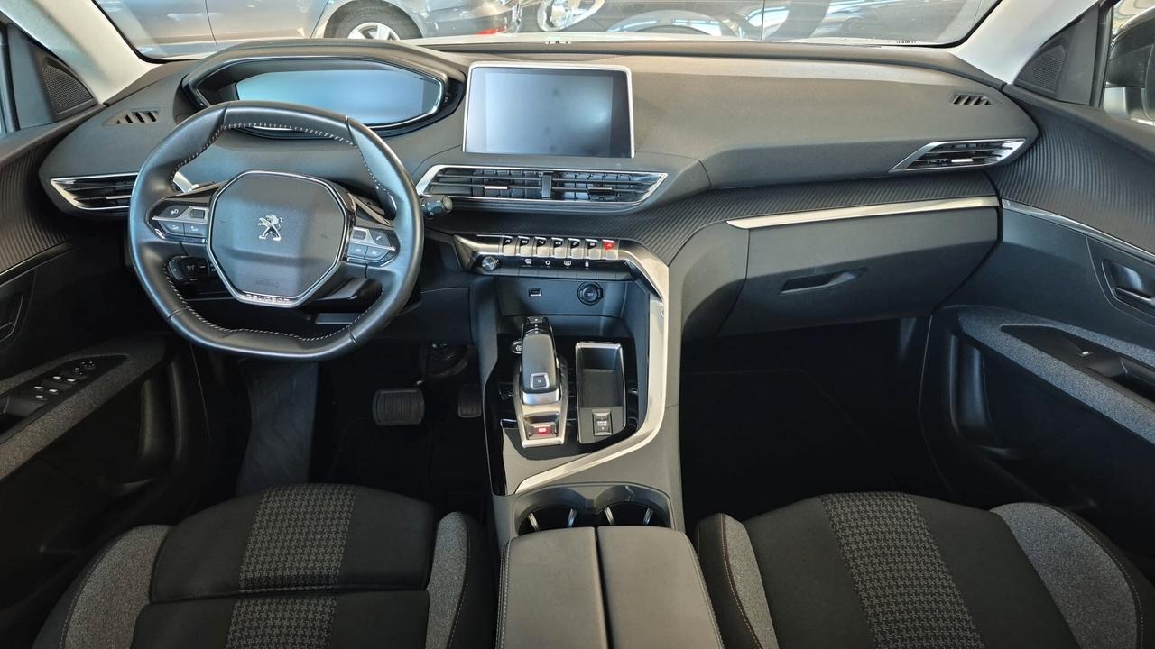 Peugeot 3008 BlueHDi 130 S&S Allure