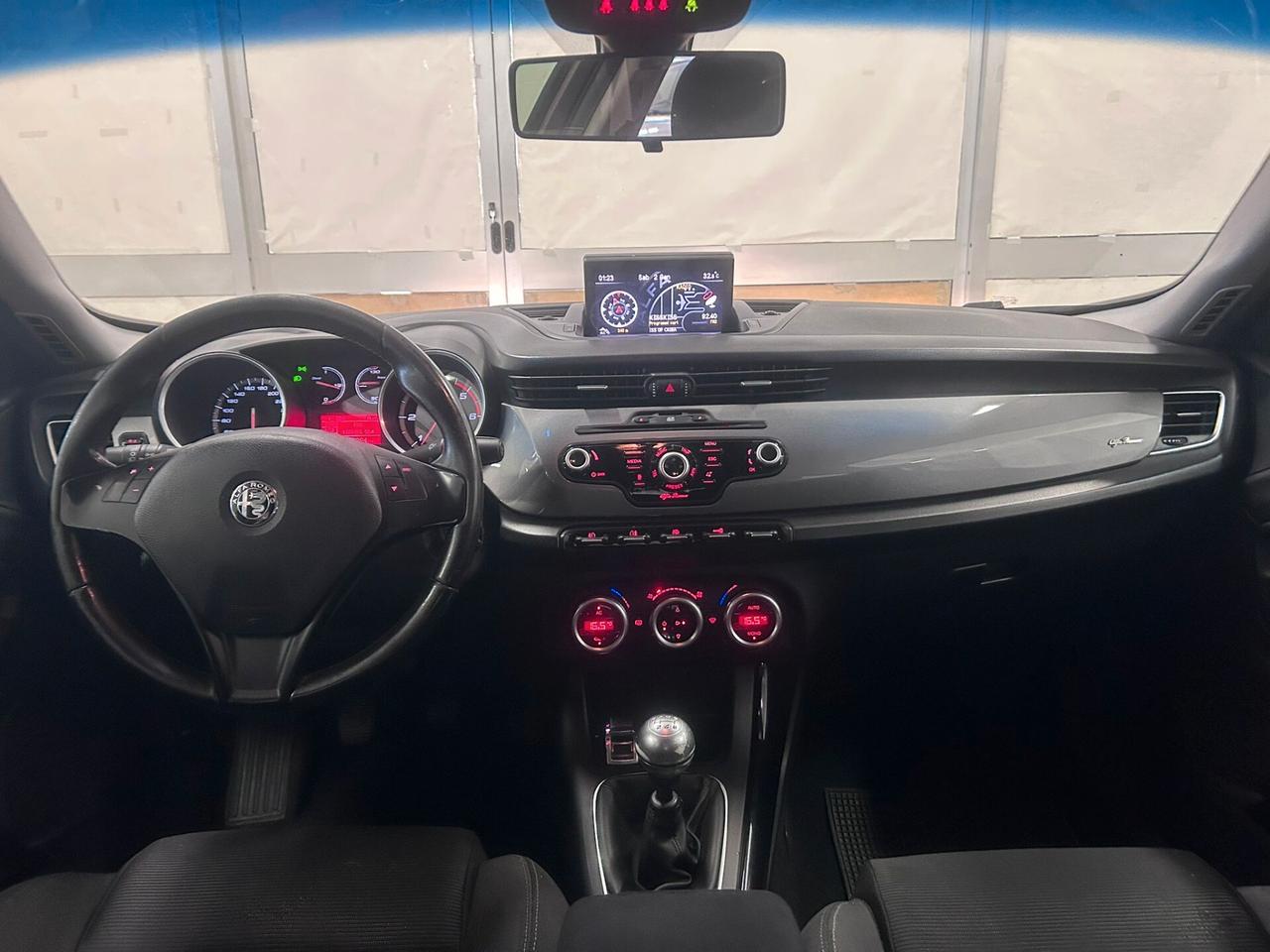 Alfa Romeo Giulietta 2.0 JTDm-2 140 CV Distinctive