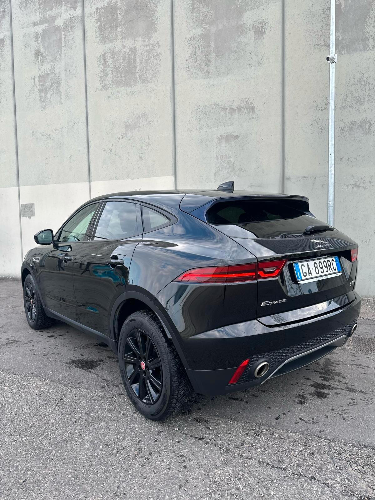 Jaguar E-Pace 2.0D 150 CV AWD R-Dynamic S